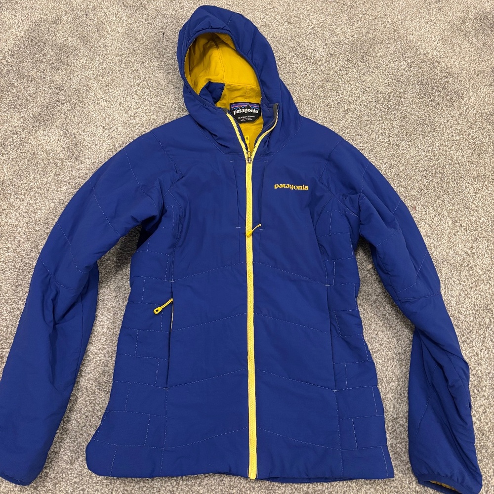 Patagonia women’s nano air hooded jacket